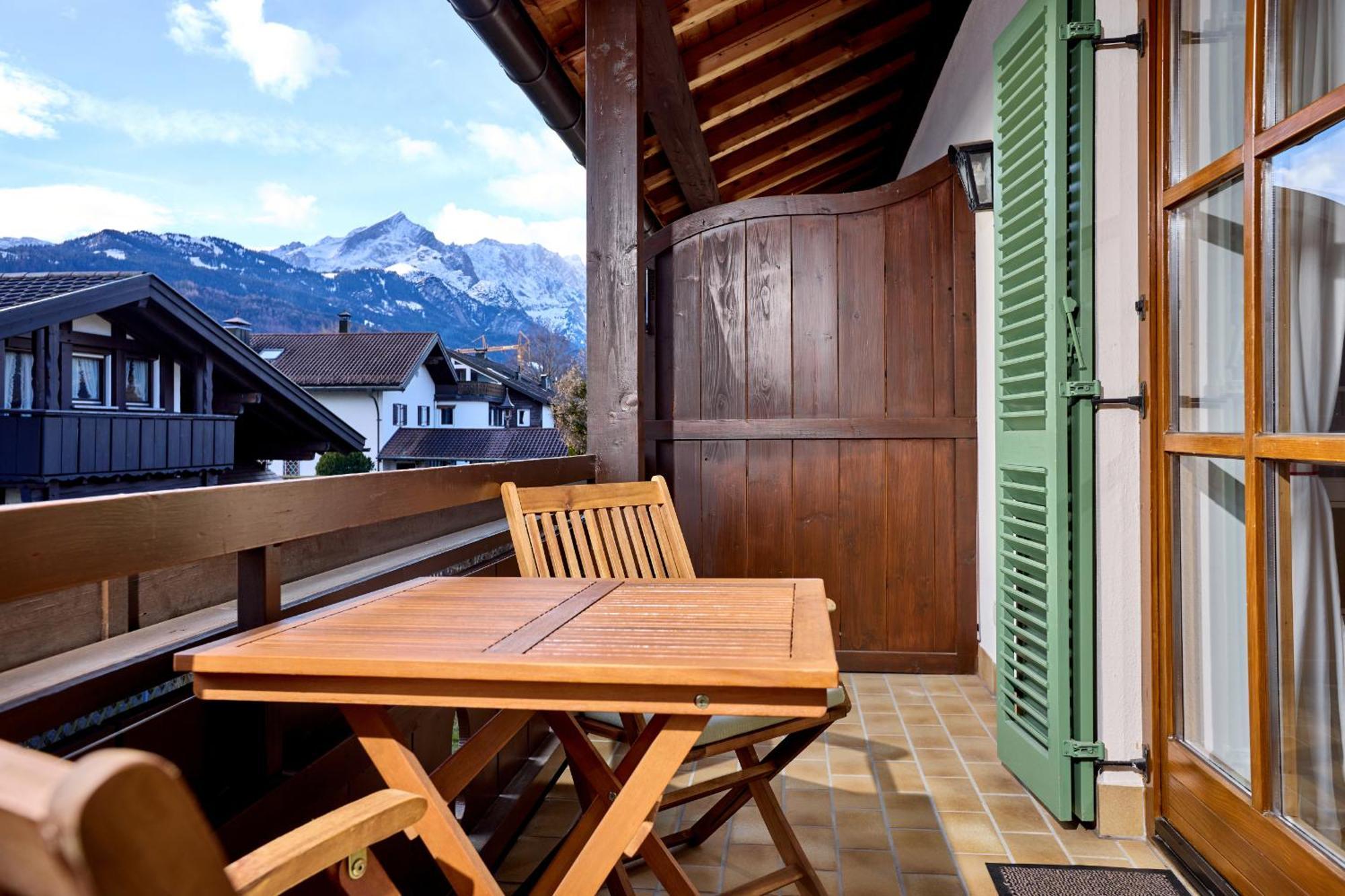 Ferienwohnung Alpenzauber Garmisch-Partenkirchen Exterior foto